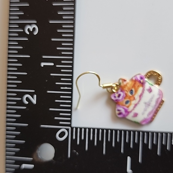 COFFEE Cup Tabby Cat Butterfly Earrings Just Stunning Petunia EO - Picture 4 of 4